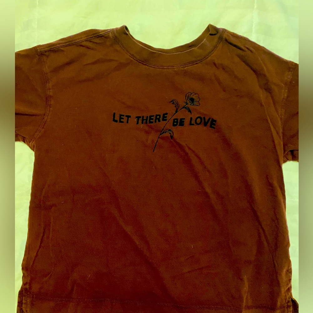 T-shirt‎